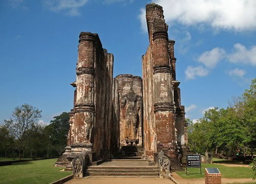 Lankatilaka Image House, Polonnaruwa