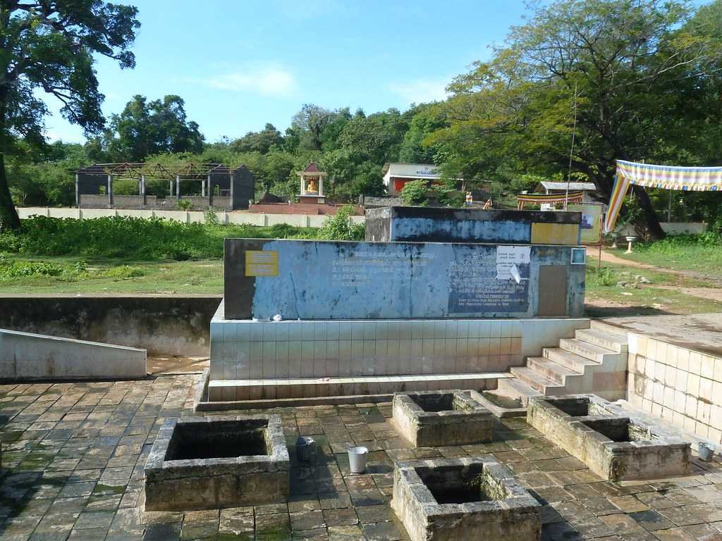 Kanniya Hot Wells, Trincomalee