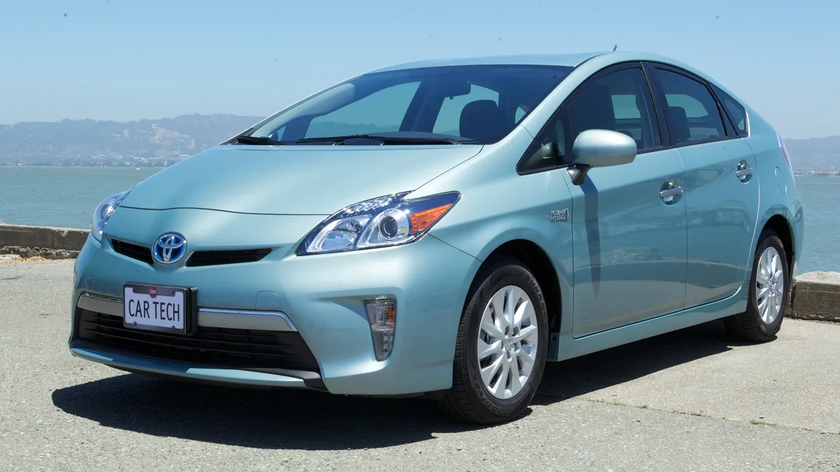 Toyota Prius hybrid rental for comfortable Sri Lanka travel