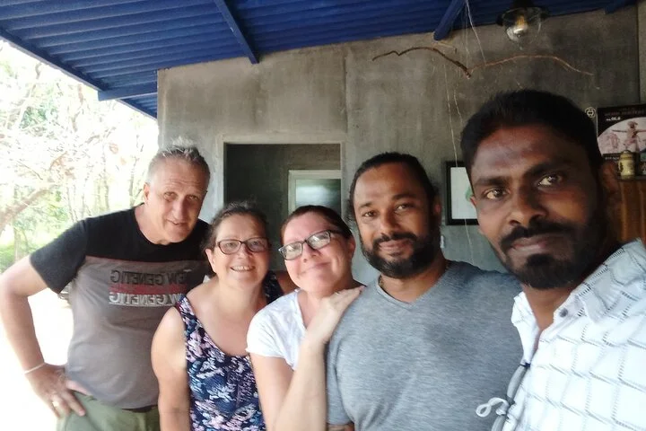 Guests from Australians with 4Me Lanka Tours